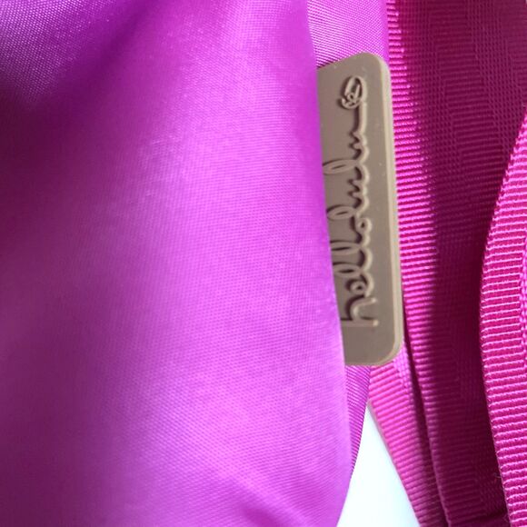 Hellolulu Pink 13 inch Laptop Shoulder / Messenger Bag - Picture 16 of 16